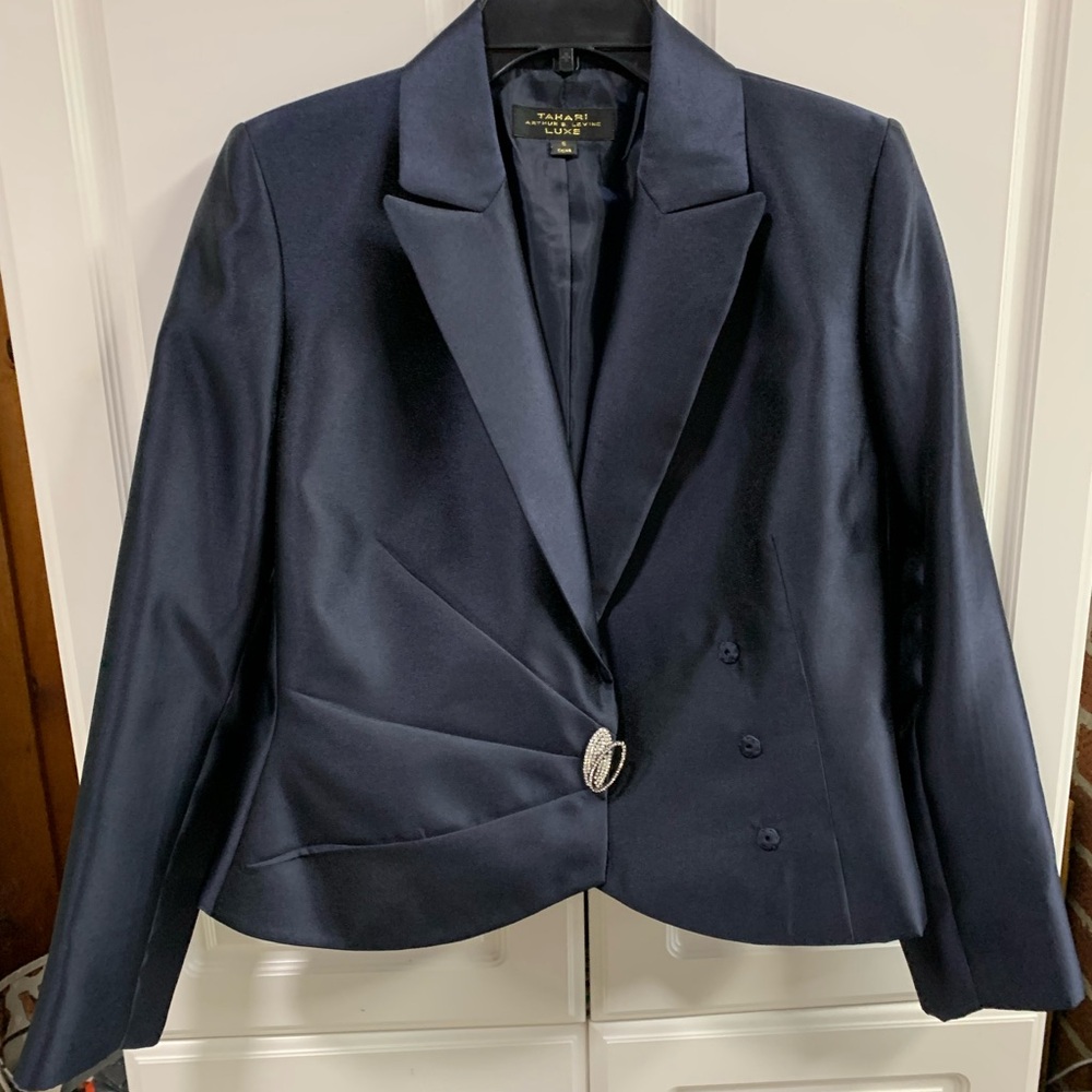 Tahari ASL Women's Navy Blazer
